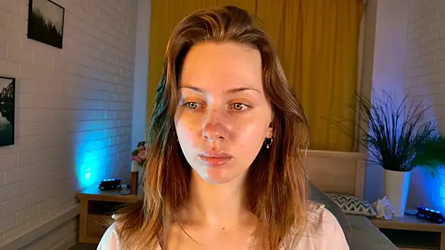 Snapshot of MeganClapp chatting on 04.23.26 MeganClapp online show from 04.23.26
