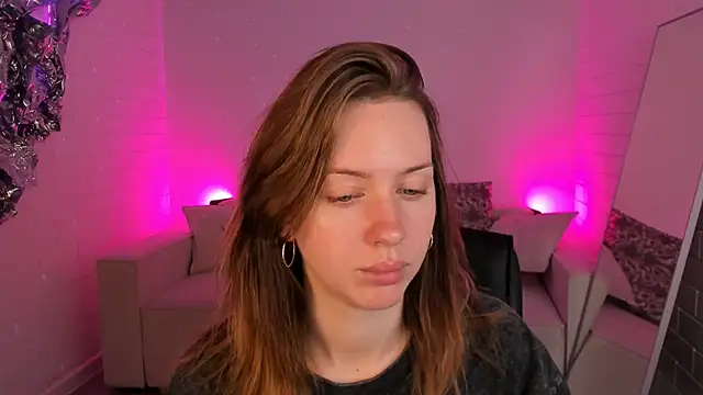 Snapshot of MeganClapp chatting on 05.28.26 MeganClapp online show from 05.28.26