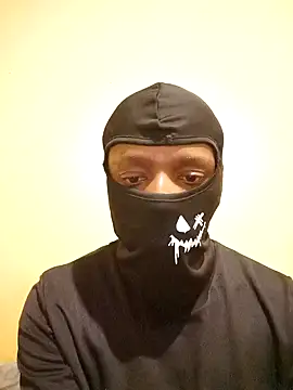 Snapshot of MaskedWithCum chatting on 07.05.26 MaskedWithCum online show from 07.05.26