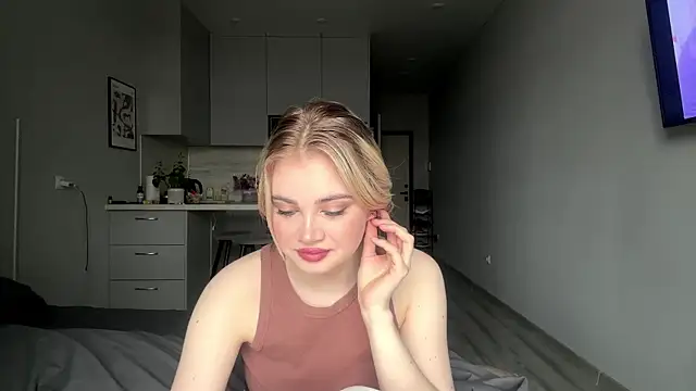 kirtova  online show from 04.21.26