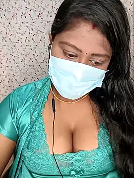 Romantic Woman online show from 04.30.26