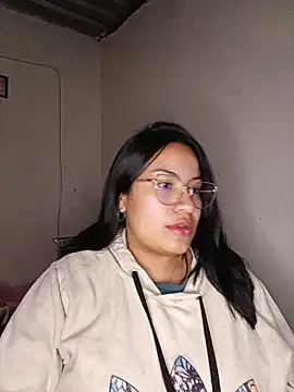 SerenaDupont  online show from 06.24.26