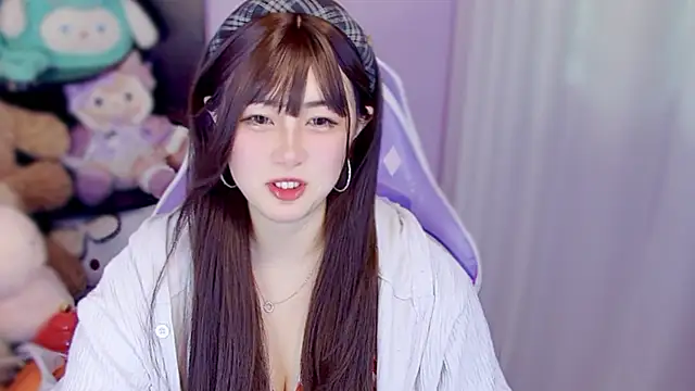 Snapshot of NaiNai999 chatting on 04.09.26 NaiNai999 online show from 04.09.26