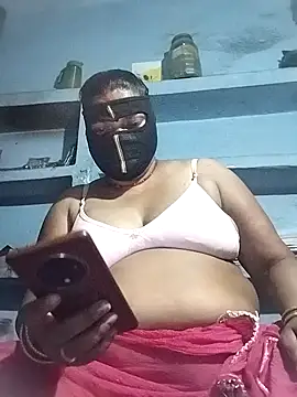 Snapshot of Desi_hot_bhabhi01 chatting on 04.29.26 Desi hot bhabhi01 online show from 04.29.26