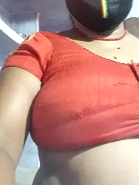 Snapshot of Desi_hot_bhabhi01 chatting on 05.23.26 Desi hot bhabhi01 online show from 05.23.26