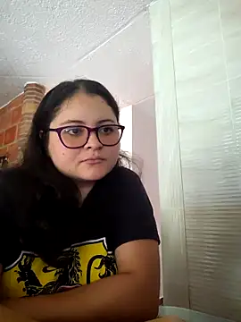 Dark Cherry20 online show from 04.04.26