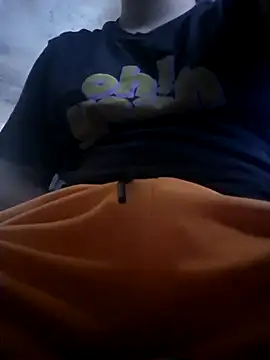 tobiasraimundo1 online show from 04.04.26