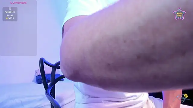 Axel  fierro online show from 04.05.26