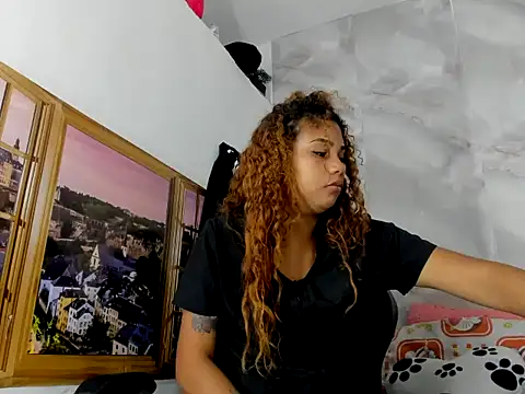 Snapshot of EllyBloom chatting on 05.11.26 EllyBloom online show from 05.11.26