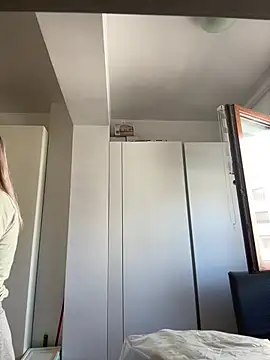 SweetLilTrouble online show from 04.06.26