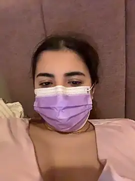 Snapshot of AnnieCartier chatting on 04.15.26 AnnieCartier online show from 04.15.26