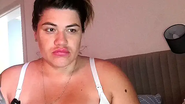 miss preggie online show from 07.10.26