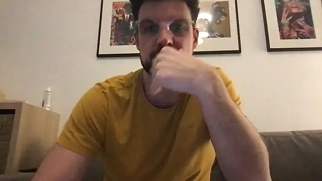 YoloNude online show from 04.09.26