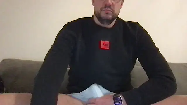 YoloNude online show from 04.20.26