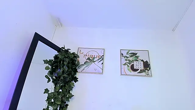 Maddie Ray online show from 06.21.26