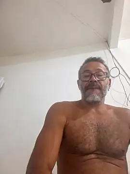 Snapshot of paizao1977brazil chatting on 04.25.26 paizao1977brazil online show from 04.25.26