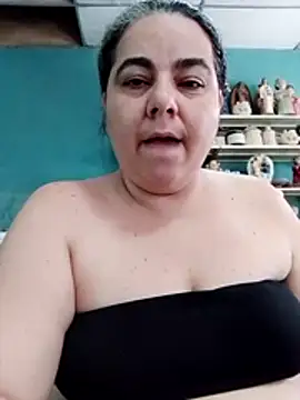 Snapshot of Golositadeamor chatting on 05.05.26 Golositadeamor online show from 05.05.26