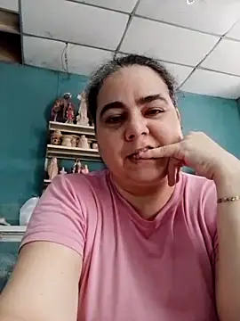 Snapshot of Golositadeamor chatting on 05.14.26 Golositadeamor online show from 05.14.26