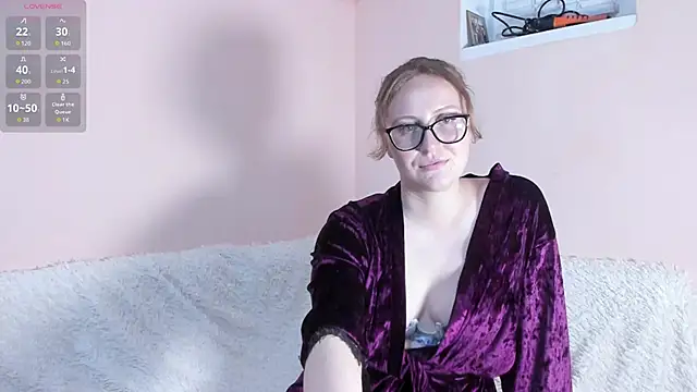 Snapshot of MissGingerr chatting on 04.25.26 MissGingerr online show from 04.25.26