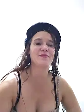Snapshot of Maggie38 chatting on 05.22.26 Maggie38 online show from 05.22.26