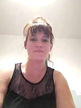 Snapshot of Maggie38 chatting on 05.23.26 Maggie38 online show from 05.23.26