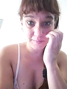 Snapshot of Maggie38 chatting on 07.17.26 Maggie38 online show from 07.17.26