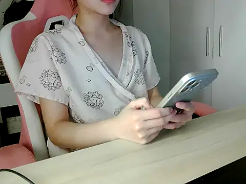 lucienguyen online show from 07.28.26