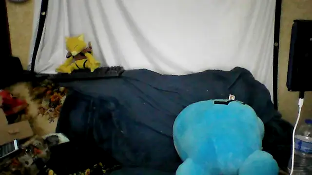 Snapshot of BriTheTopBear chatting on 04.21.26 BriTheTopBear online show from 04.21.26