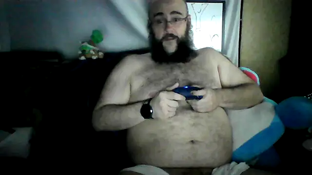 Snapshot of BriTheTopBear chatting on 05.29.26 BriTheTopBear online show from 05.29.26