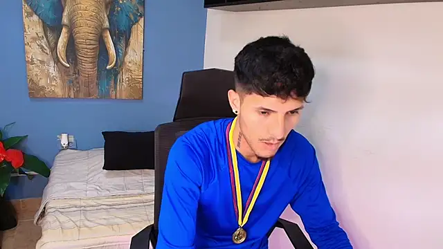 ALEXXXTREM69 online show from 04.18.26