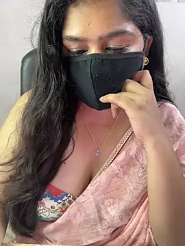 Snapshot of sarasofiaa_ chatting on 07.05.26 sarasofiaa online show from 07.05.26