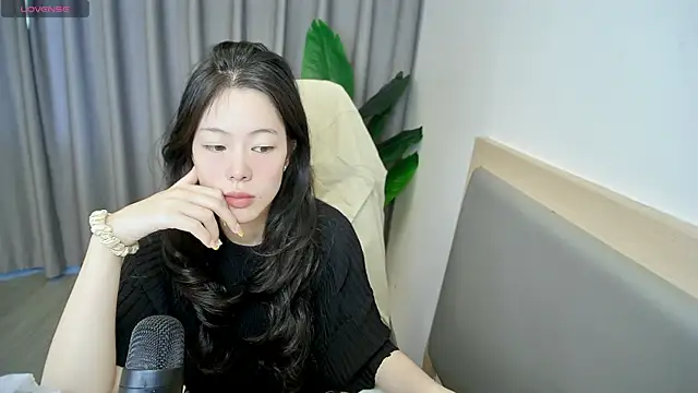 yizhixiaolulu online show from 04.08.26