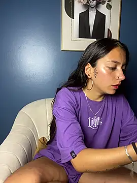 DulceLatinaxo online show from 05.20.26