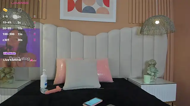 Snapshot of zoe_blosson chatting on 04.19.26 zoe blosson online show from 04.19.26