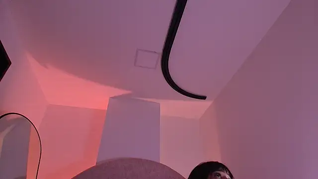 Snapshot of kira_dll chatting on 07.23.26 kira dll online show from 07.23.26