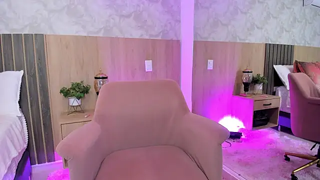 LiriaSweetie online show from 05.09.26