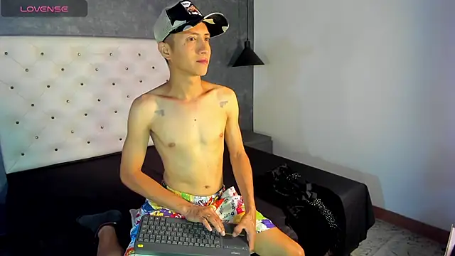 Snapshot of Jara_Chick chatting on 04.13.26 Jara Chick online show from 04.13.26