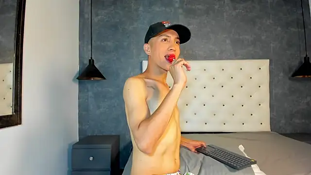 Jara Chick online show from 05.09.26