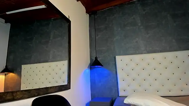 Jara Chick online show from 05.13.26