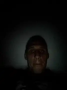 Snapshot of Aleksander199595 chatting on 04.07.26 Aleksander199595 online show from 04.07.26