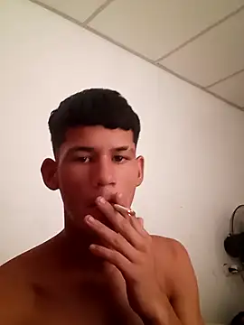 Snapshot of chicocalo chatting on 04.07.26 chicocalo online show from 04.07.26