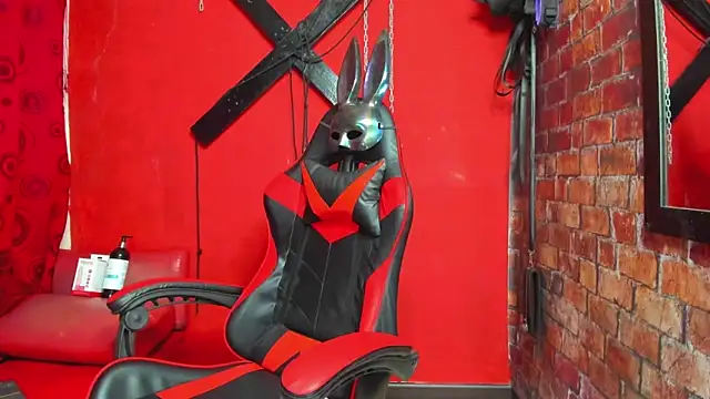 Bombomks online show from 04.16.26