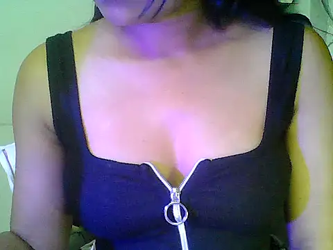 Snapshot of Saxy_Mony002 chatting on 06.10.26 Saxy Mony002 online show from 06.10.26