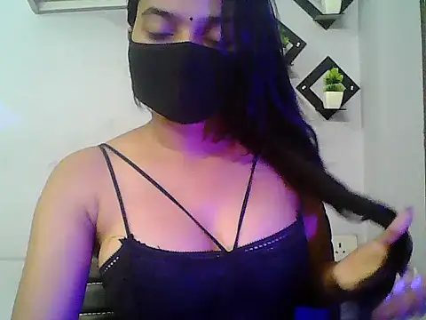 Snapshot of Saxy_Mony002 chatting on 06.27.26 Saxy Mony002 online show from 06.27.26