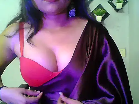 Snapshot of Saxy_Mony002 chatting on 07.07.26 Saxy Mony002 online show from 07.07.26