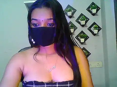 Snapshot of Saxy_Mony002 chatting on 07.28.26 Saxy Mony002 online show from 07.28.26