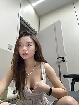 Snapshot of Mimiluv1234 chatting on 05.12.26 Mimiluv1234 online show from 05.12.26