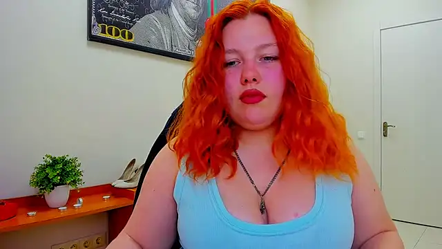 Snapshot of Aillia-Rous chatting on 05.16.26 Aillia-Rous online show from 05.16.26