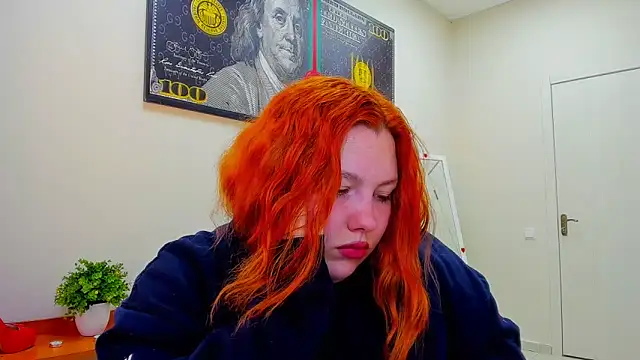 Snapshot of Aillia-Rous chatting on 05.17.26 Aillia-Rous online show from 05.17.26
