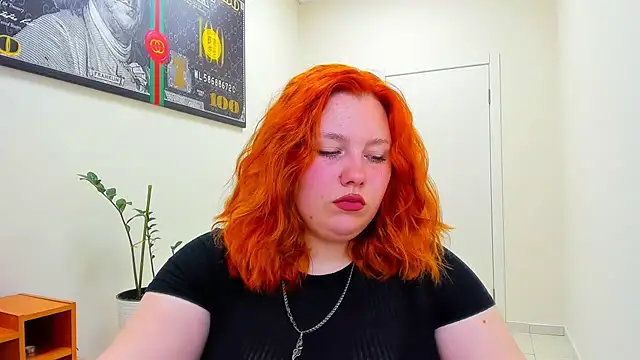 Snapshot of Aillia-Rous chatting on 05.27.26 Aillia-Rous online show from 05.27.26